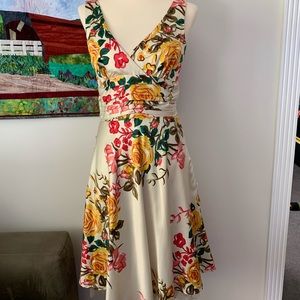 Forever 21 dress in size L